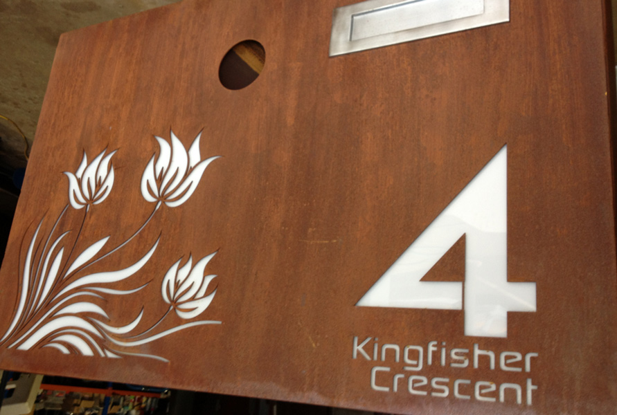 Bullyfox Letterbox Large PO Box Designs